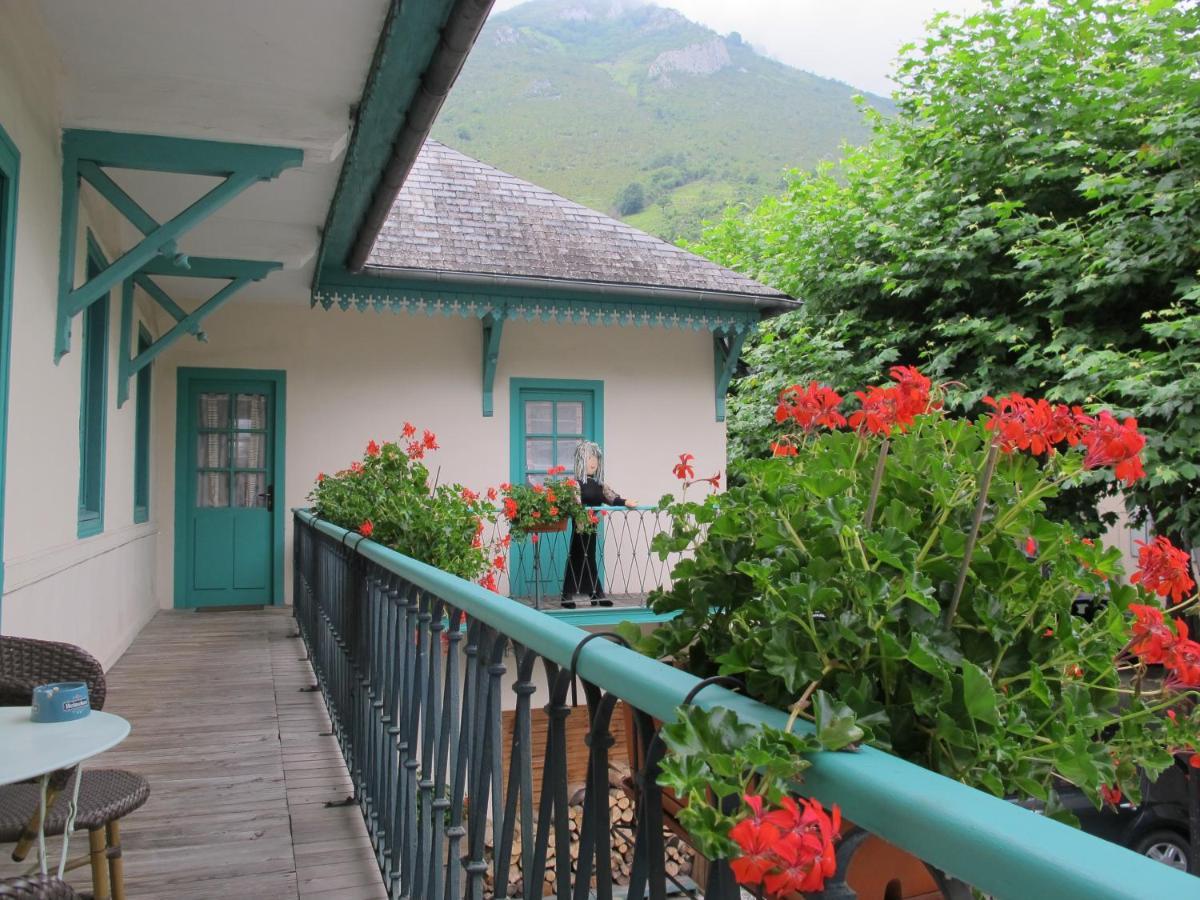 La Cazalere Villa Campan Exterior photo