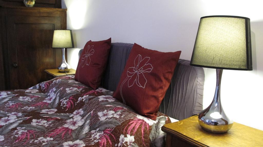 La Cazalere Villa Campan Room photo